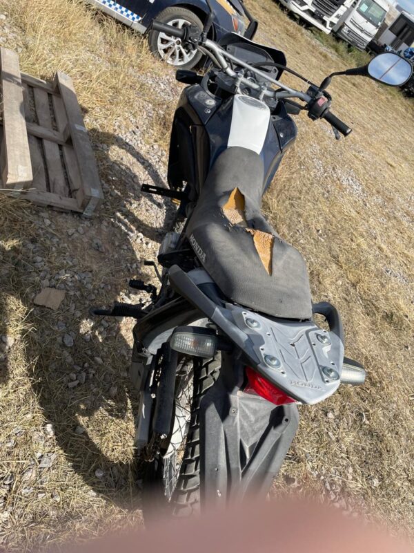 MOTO XRE 300 - Imagen 3